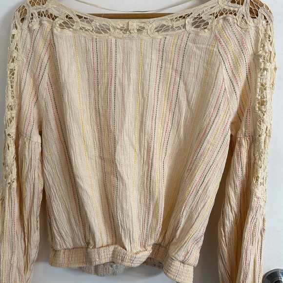 Free People Floating Memories Blouse size large - Picture 5 of 6